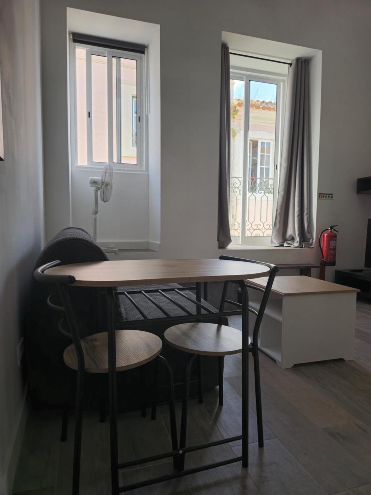 Esther Apartment Cozy Vacay Suite Setúbal Exteriör bild