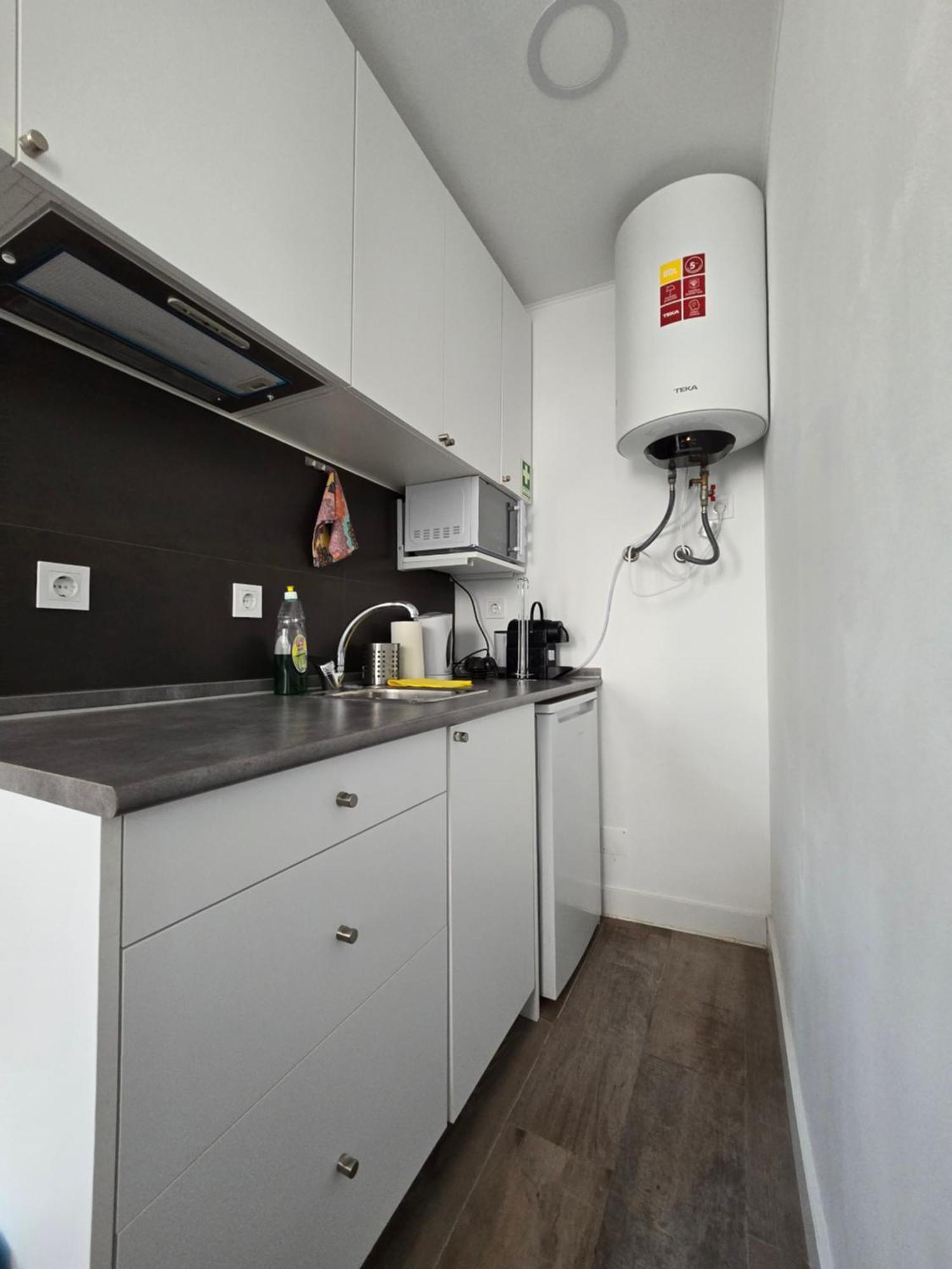 Esther Apartment Cozy Vacay Suite Setúbal Exteriör bild